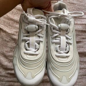 Nike Air Max 720 White Sneakers